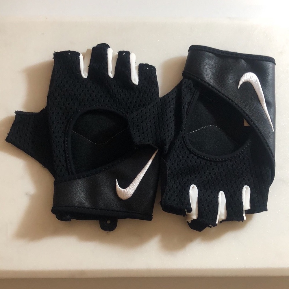 Nike Gym Training Gloves